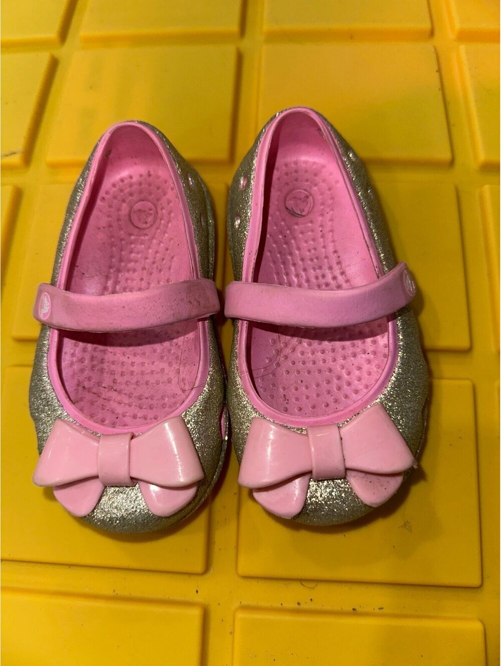 Crocs shoes flats size 5